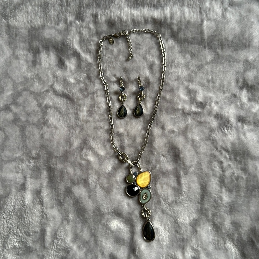 Lia Sophia necklace and earring set